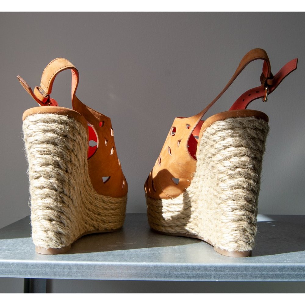 NIB Via Spiga "Katrina" - Laser Cut Italian Suede Espadrilles - Picture 5 of 9